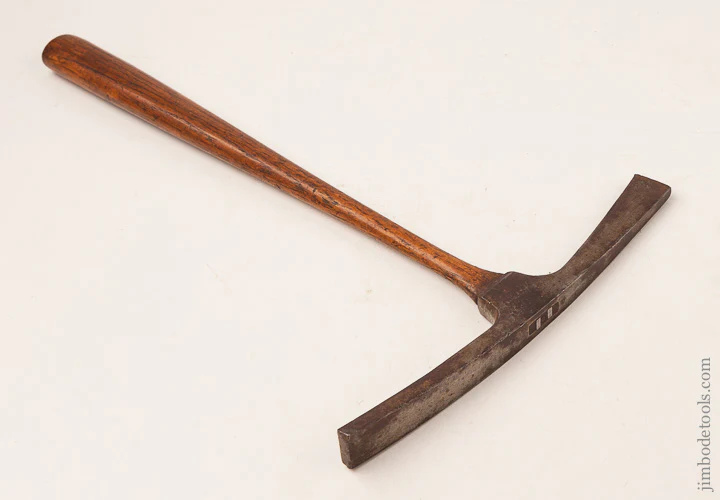 patternmaker&acute;s hammer